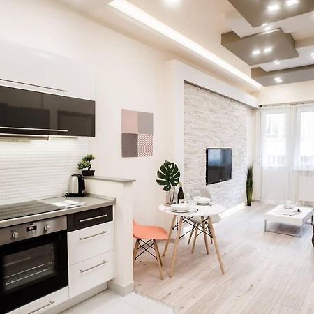 בודפשט New Luxury Apartment In The Center With A/C מראה חיצוני תמונה