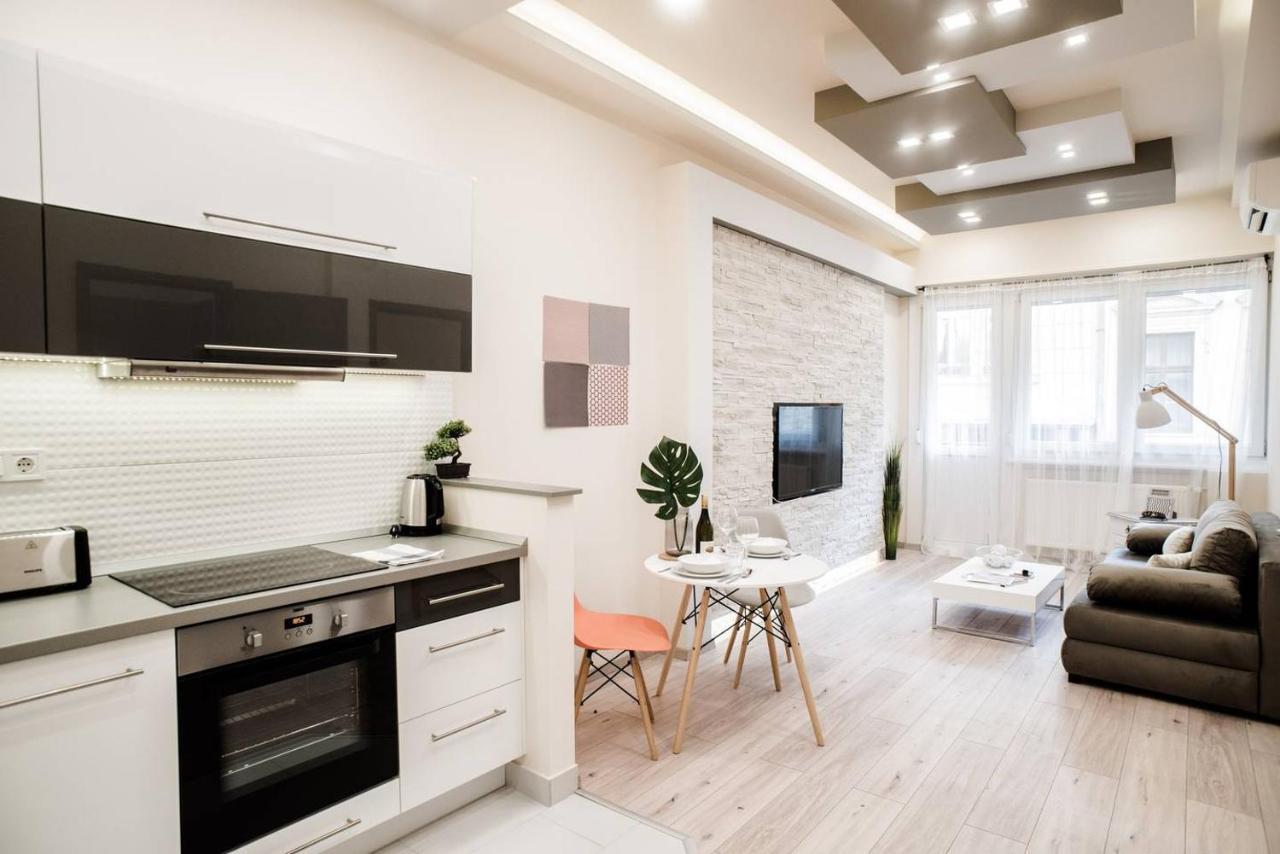 בודפשט New Luxury Apartment In The Center With A/C מראה חיצוני תמונה